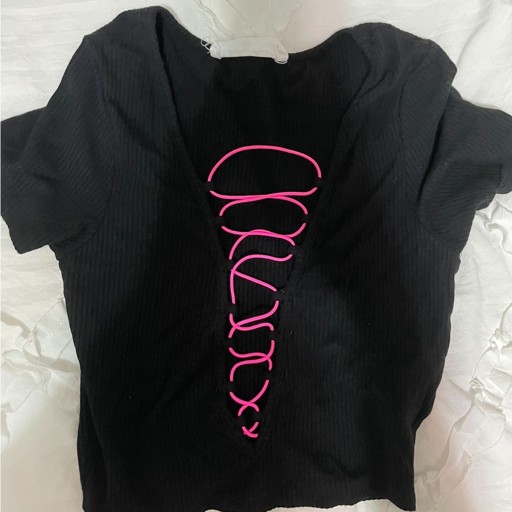 Lf lace up black and pink tee